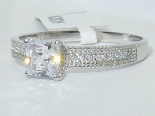 Ladies princess cut - , ring