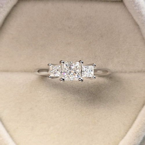 Princess cut dvvs1 - princess, diamond