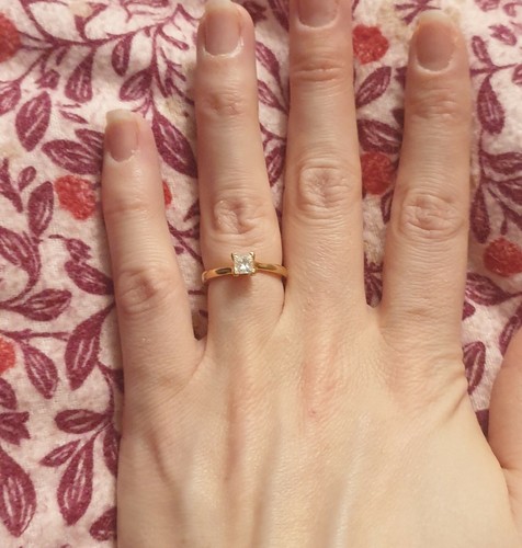 Princess cut diamond - , ring
