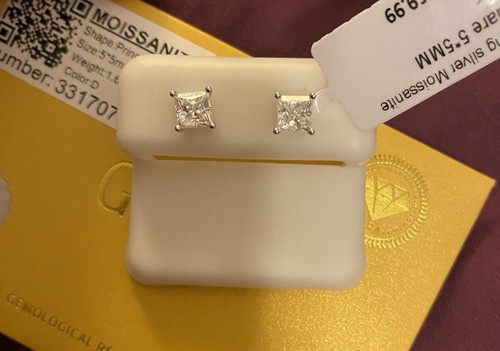 Moissanite princess cut - princess, square