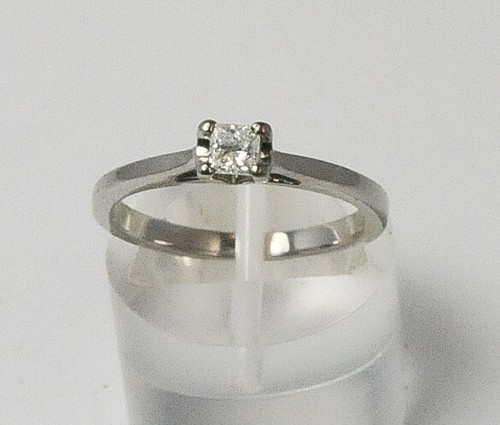 18ct white gold - 18ct,
