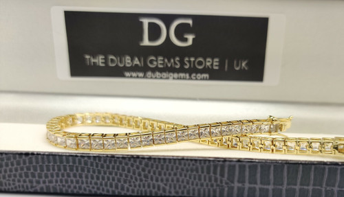 Yellow gold finish - , princess