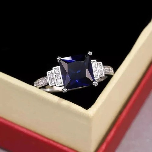 Princess cut blue - 2.85,