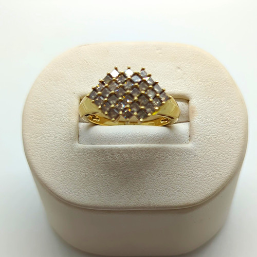 9ct yellow gold cluster - 9ct,