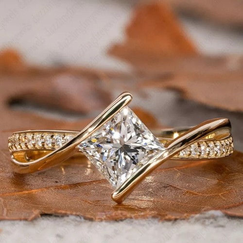 Princess cut moissanite 00 - cut, 7.00