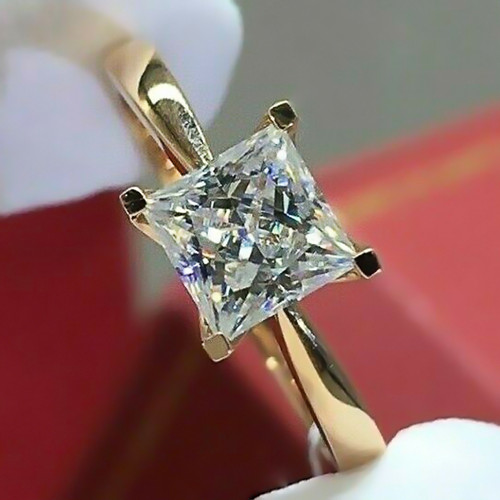 Princess cut moissanite - princess,