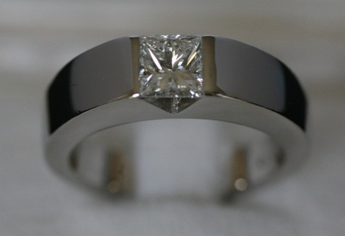 Princess cut diamond platinum - princess,