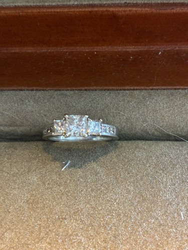 Princess cut diamond - princess,
