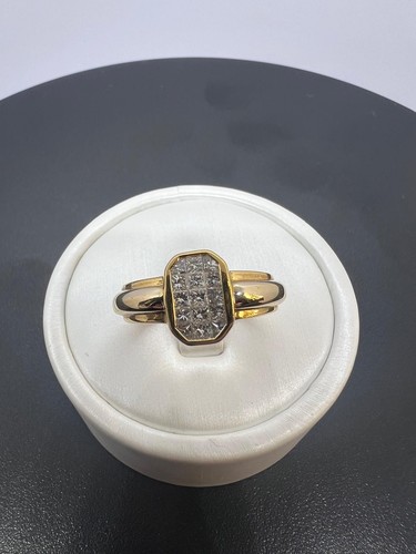 Mark 18ct princess - 18ct,