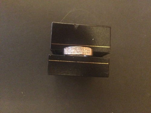 Ladies princess cut diamond - princess,