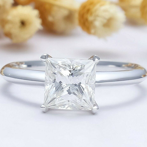 Princess cut moissanite - princess,