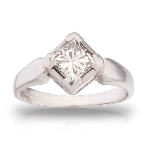 18ct white gold 75ct - white, 0.75ct